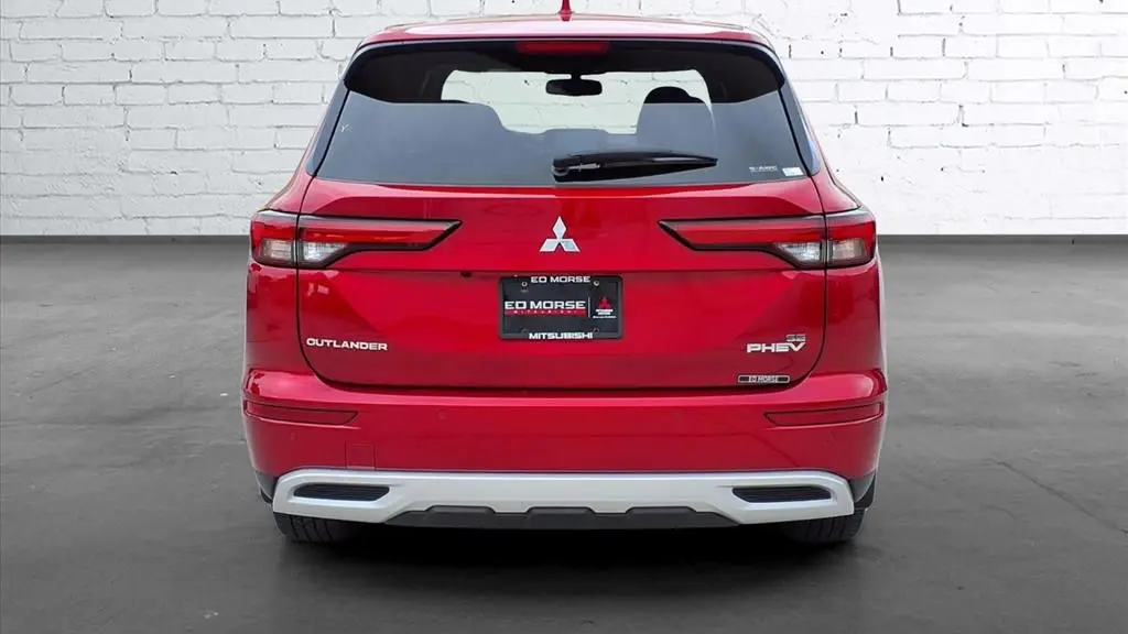 2025 Mitsubishi Outlander PHEV SE