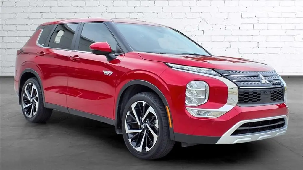 2025 Mitsubishi Outlander PHEV SE