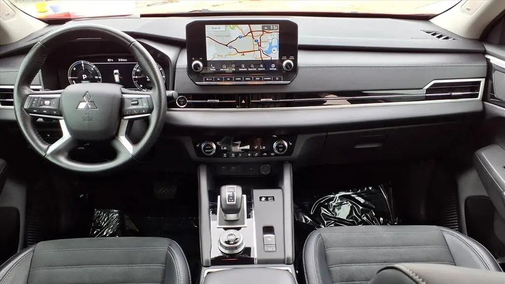 2025 Mitsubishi Outlander PHEV SE