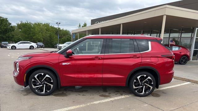 2023 Mitsubishi Outlander PHEV SEL