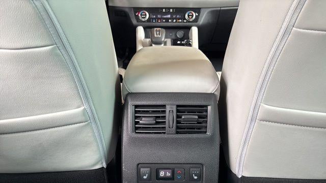 2023 Mitsubishi Outlander PHEV SEL