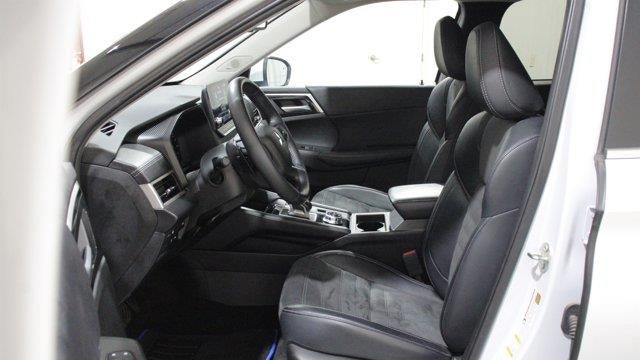 2024 Mitsubishi Outlander PHEV SE