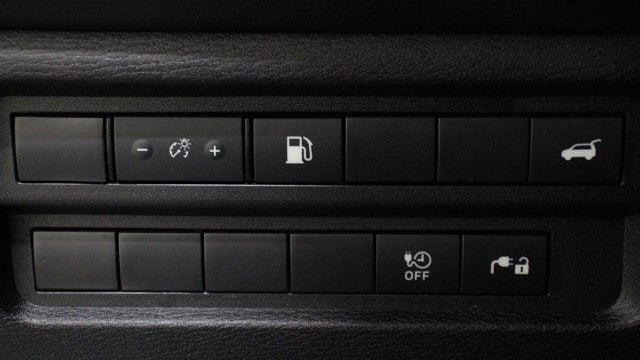 2024 Mitsubishi Outlander PHEV SE