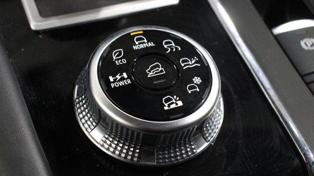 2024 Mitsubishi Outlander PHEV SE
