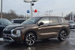2024 Mitsubishi Outlander PHEV with Deep Bronze Metallic Exterior