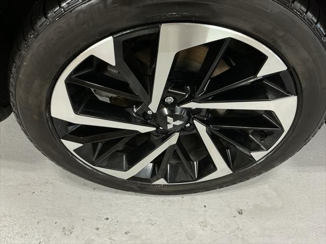 2025 Mitsubishi Outlander - $34,900