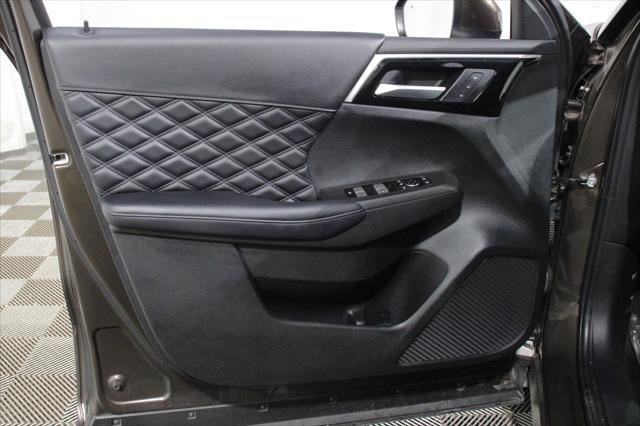 2024 Mitsubishi Outlander - $29,998