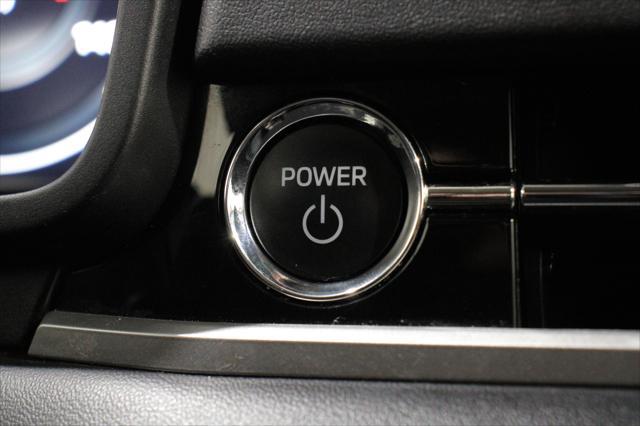 2024 Mitsubishi Outlander - $29,998