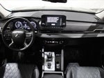 2024 Outlander PHEV Thumbnail 2