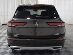 2024 Outlander PHEV Thumbnail 36