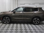 2024 Outlander PHEV Thumbnail 38