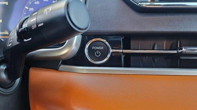 2025 Mitsubishi Outlander PHEV SEL