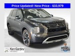 2025 Outlander PHEV Thumbnail 1
