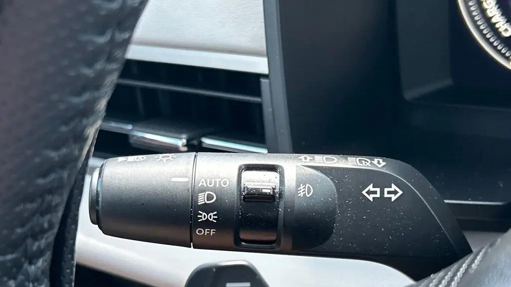 2025 Mitsubishi Outlander PHEV SEL