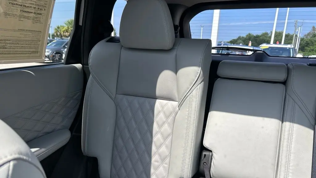 2025 Mitsubishi Outlander PHEV SEL