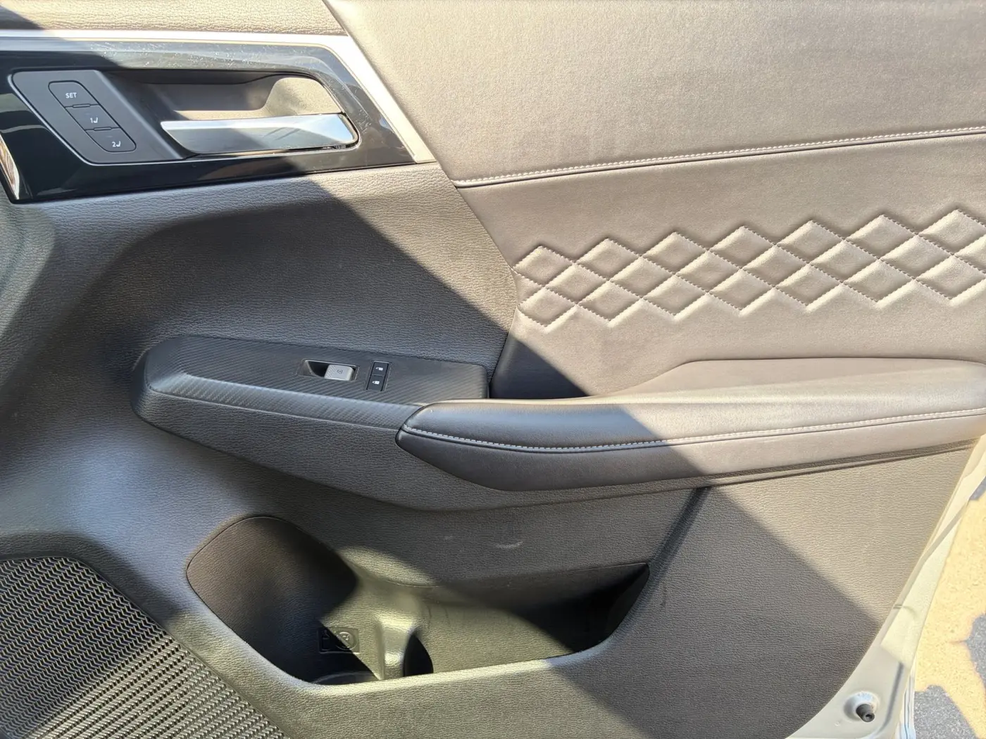 2025 Mitsubishi Outlander - $26,500
