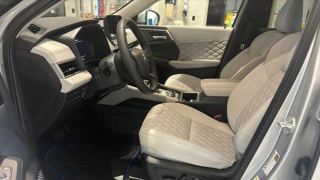 2025 Mitsubishi Outlander PHEV SEL