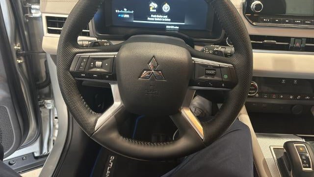 2025 Mitsubishi Outlander PHEV SEL