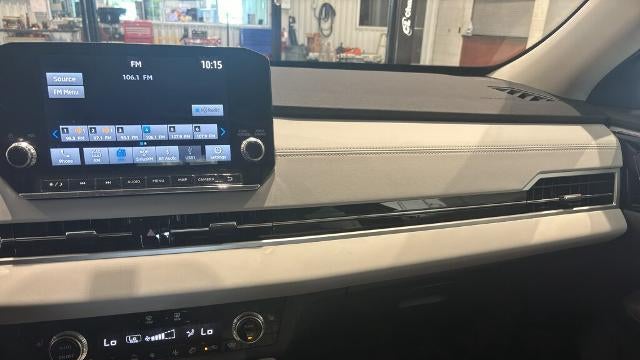 2025 Mitsubishi Outlander PHEV SEL