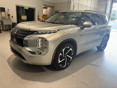 Photo of a 2025 Mitsubishi Outlander Phev AWD SEL 4DR SUV for sale