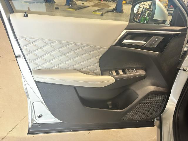 2025 Mitsubishi Outlander - $36,900
