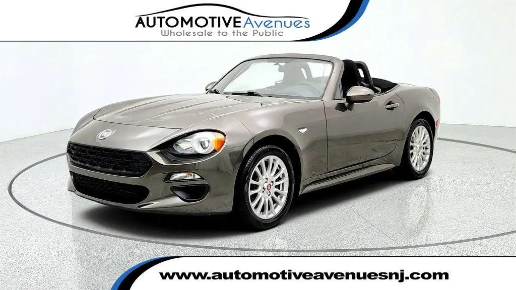 2017 FIAT 124 Spider - $11,995