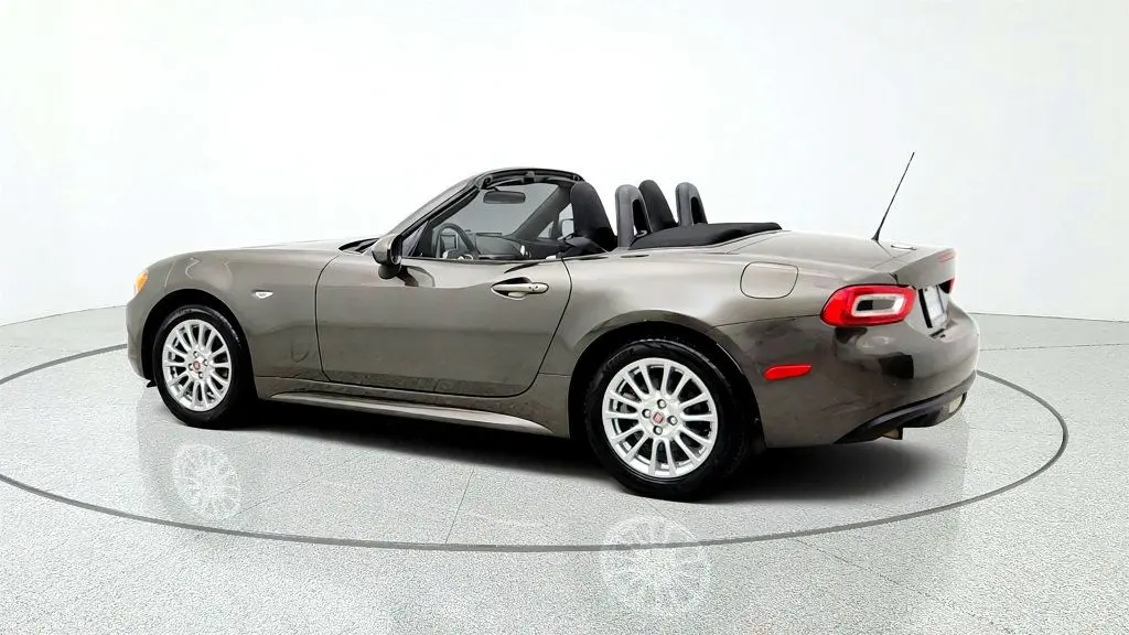 2017 FIAT 124 Spider - $11,995