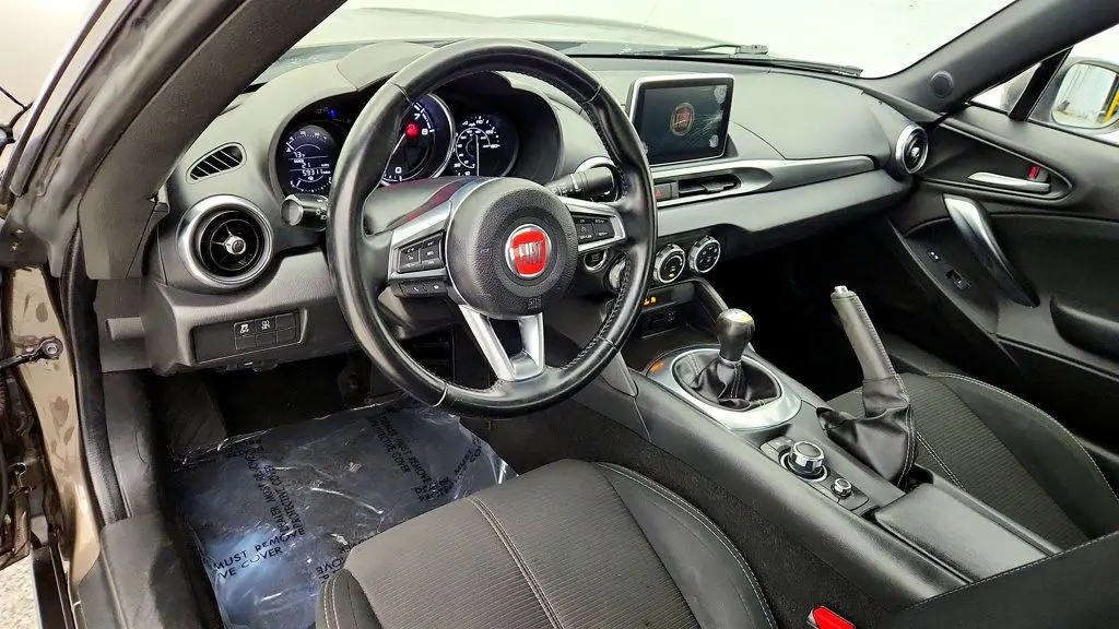 2017 FIAT 124 Spider - $11,995