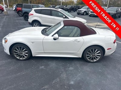 Photo of a 2019 Fiat 124 Spider Lusso 2DR Convertible for sale