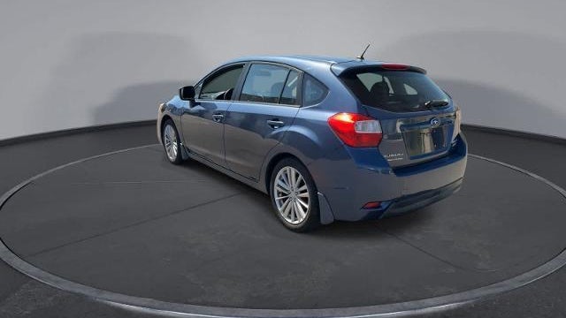 2013 Subaru Impreza 2.0i Premium