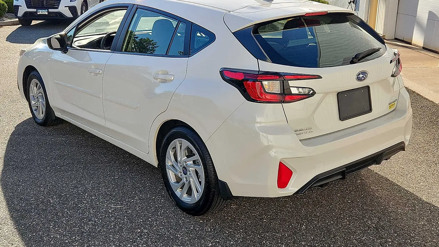 2025 Subaru Impreza Base