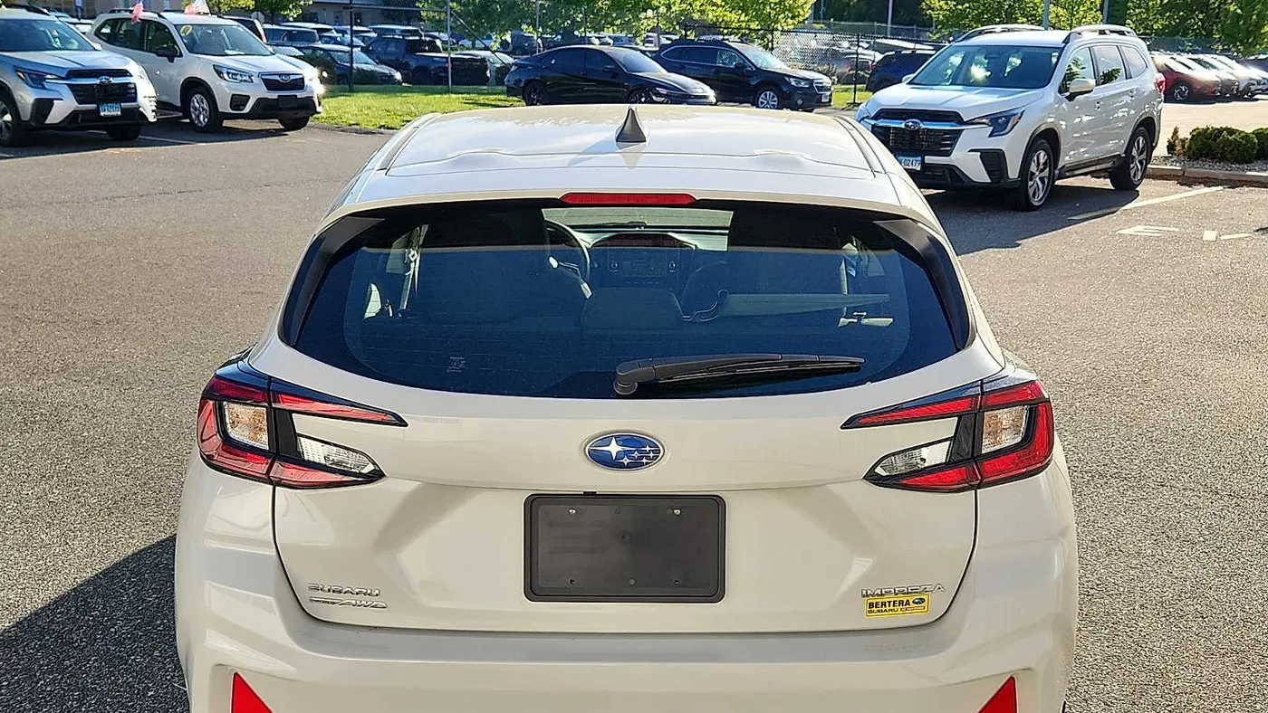 2025 Subaru Impreza Base