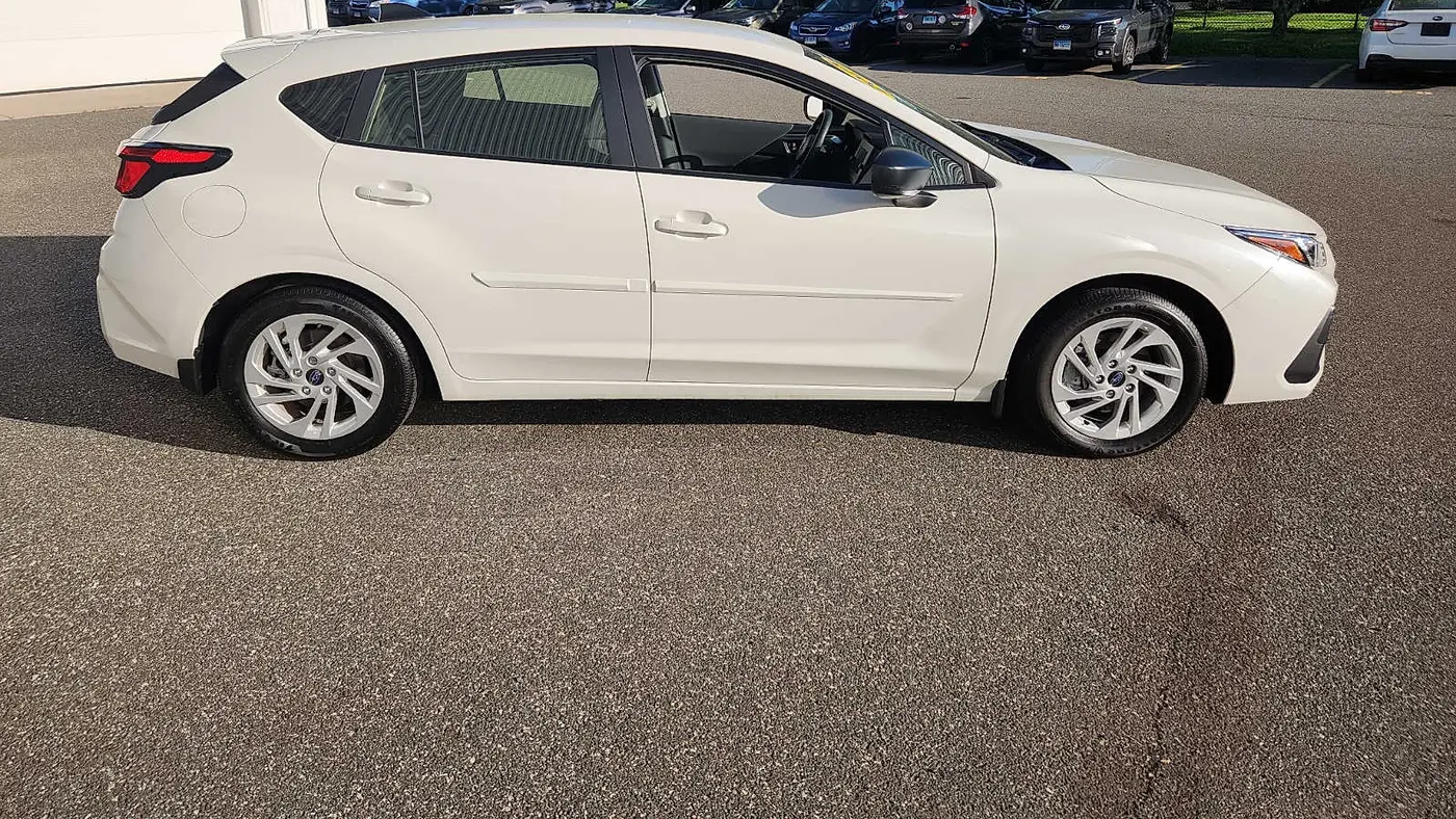 2025 Subaru Impreza Base