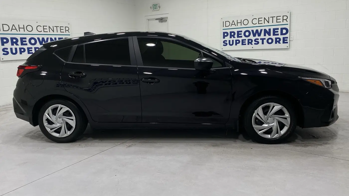 2024 Subaru Impreza Base