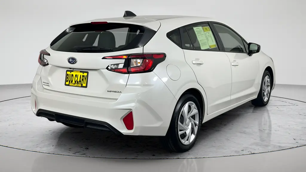 2024 Subaru Impreza Base