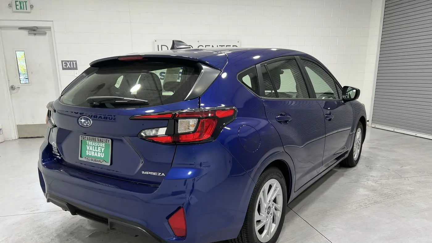 2024 Subaru Impreza Base