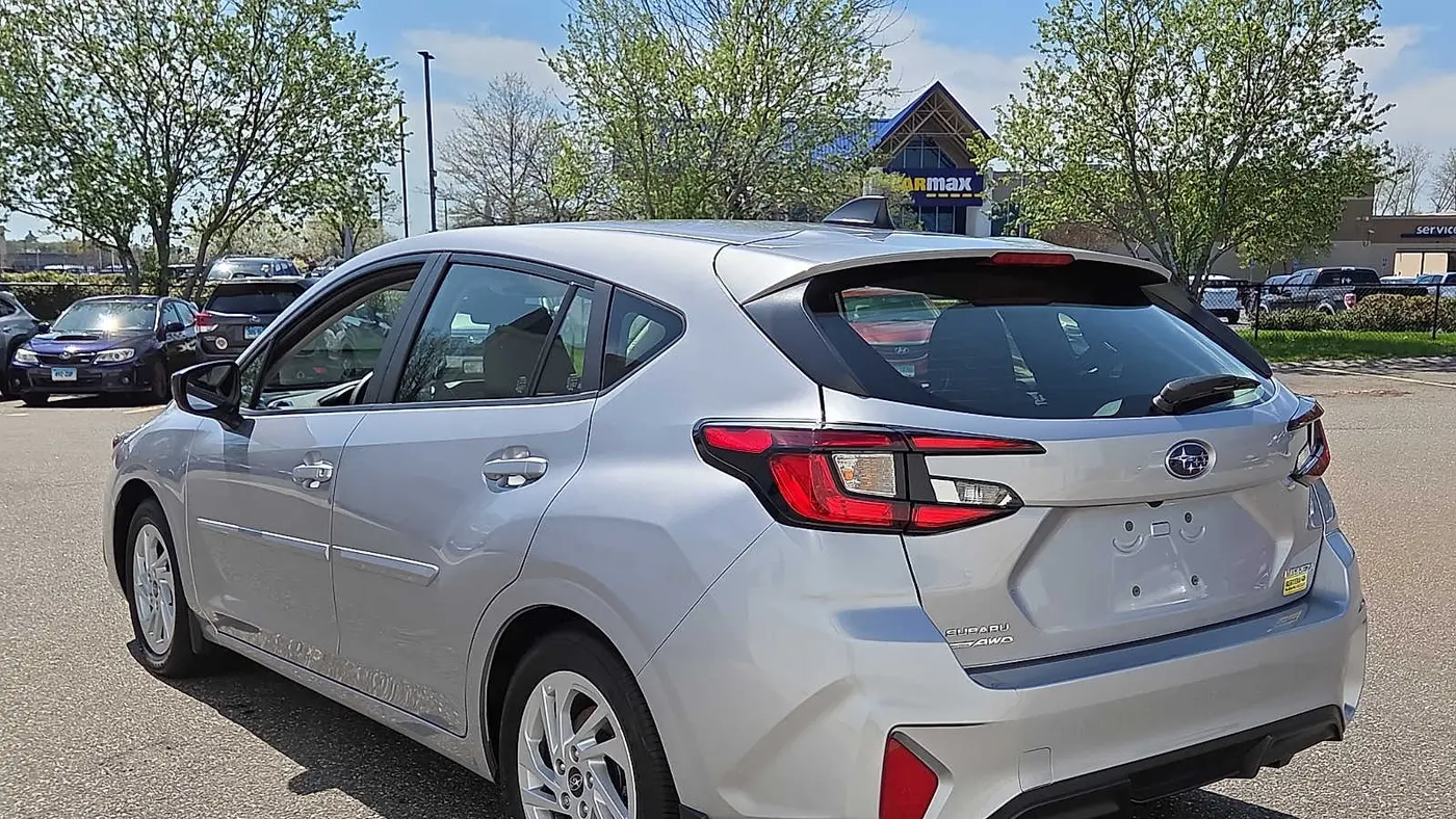 2024 Subaru Impreza Base