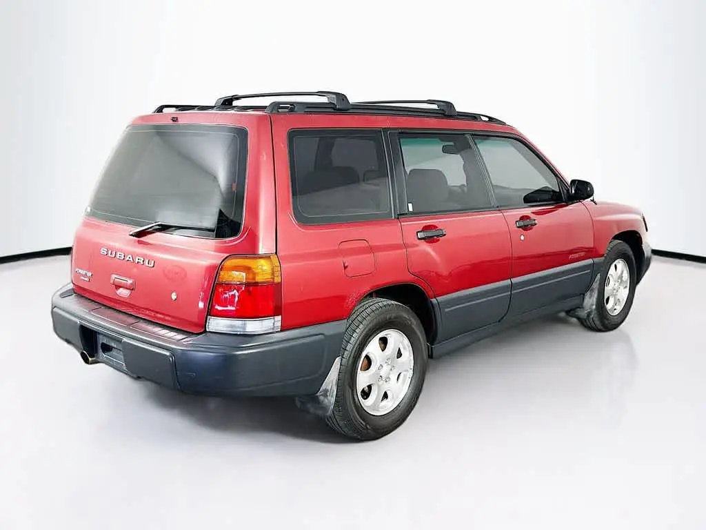 1999 Subaru Forester - $5,204
