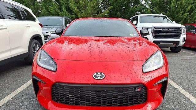 2025 Toyota GR86 Premium
