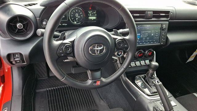 2025 Toyota GR86 Premium
