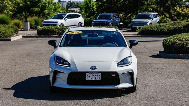 2024 Toyota GR86 Premium
