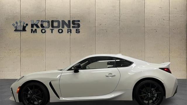 2025 Toyota GR86 Premium