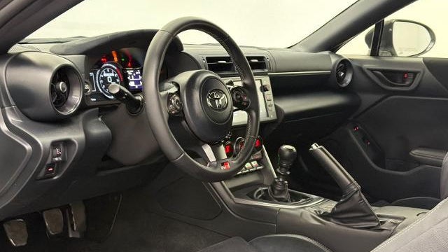 2025 Toyota GR86 Premium