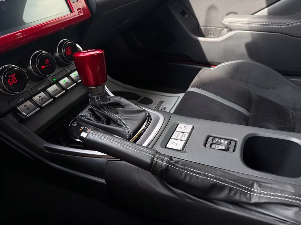 2025 Toyota 86 - $31,999