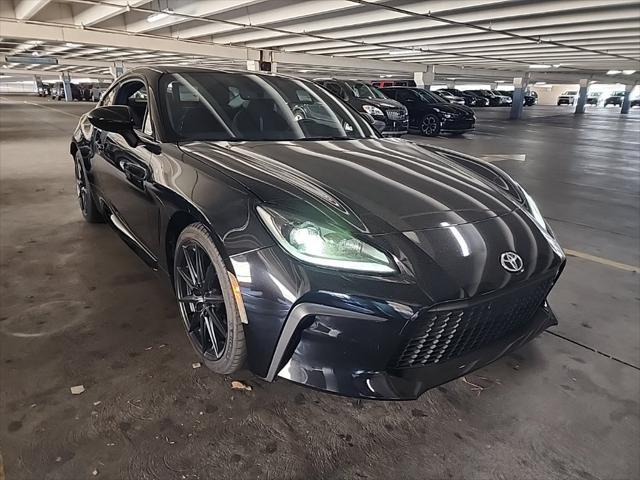 2025 Toyota 86 - $35,998