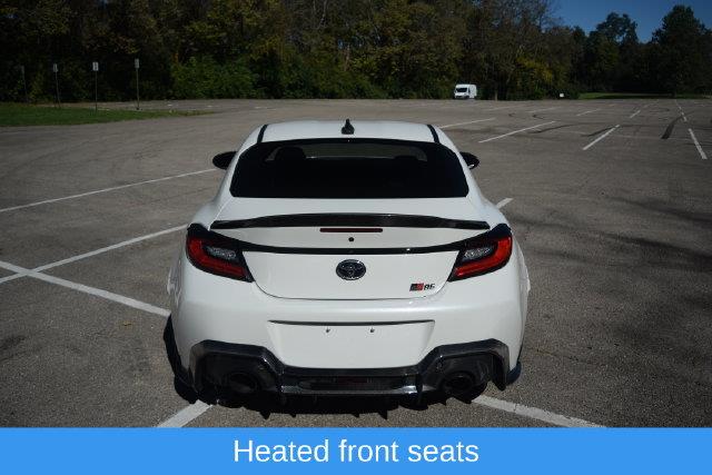 2024 Toyota 86 - $33,000