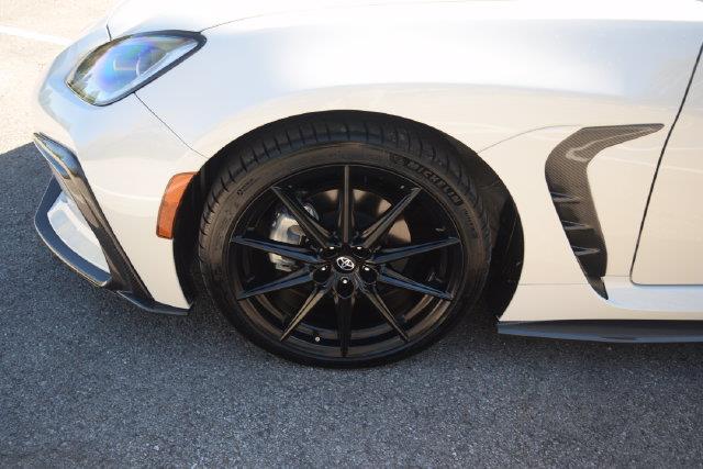 2024 Toyota 86 - $33,000