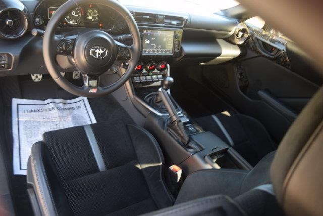 2024 Toyota 86 - $33,000