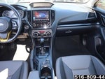 2023 Crosstrek Thumbnail 19