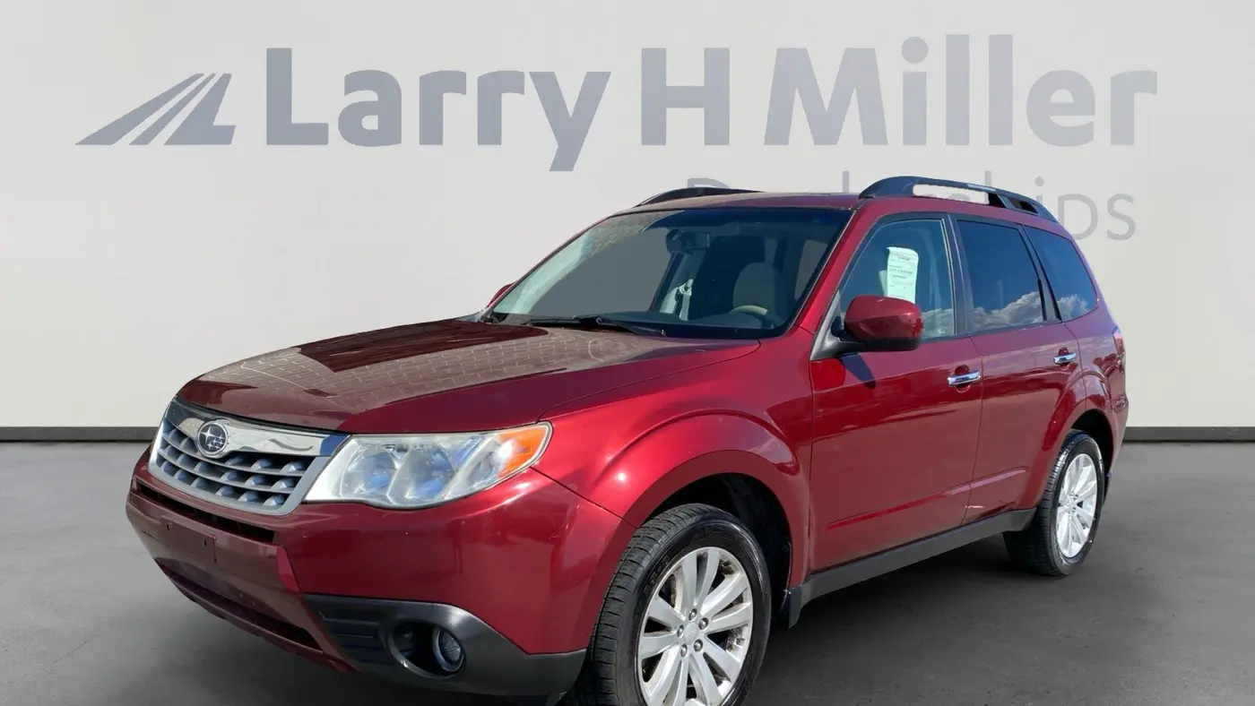 Preowned 2013 Subaru Forester 2.5X Premium for Sale